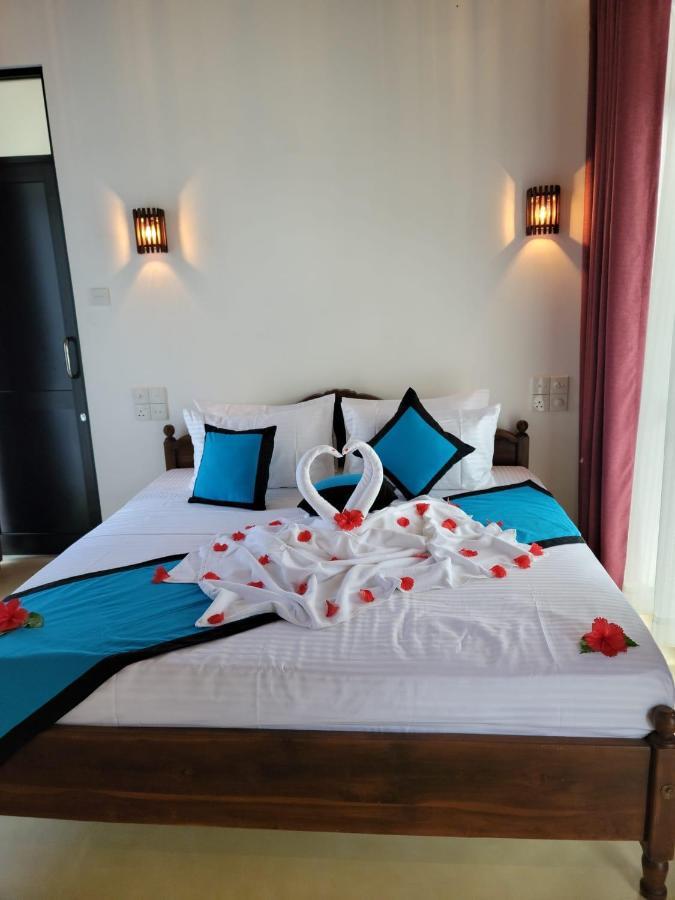 Shima Guni Beach Club Hotel 마타라 외부 사진