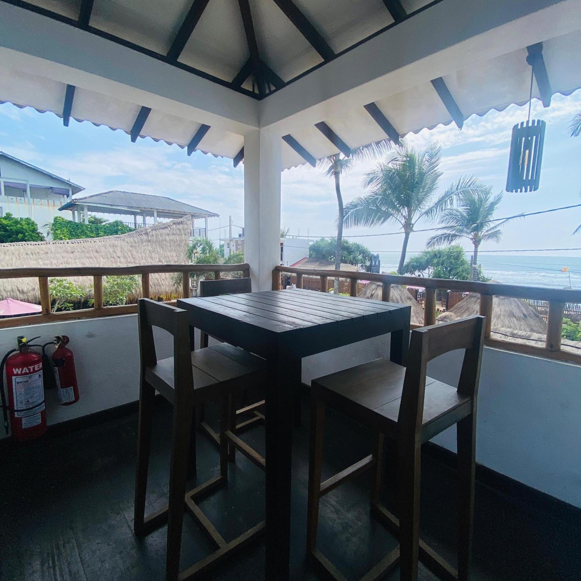 Shima Guni Beach Club Hotel 마타라 객실 사진